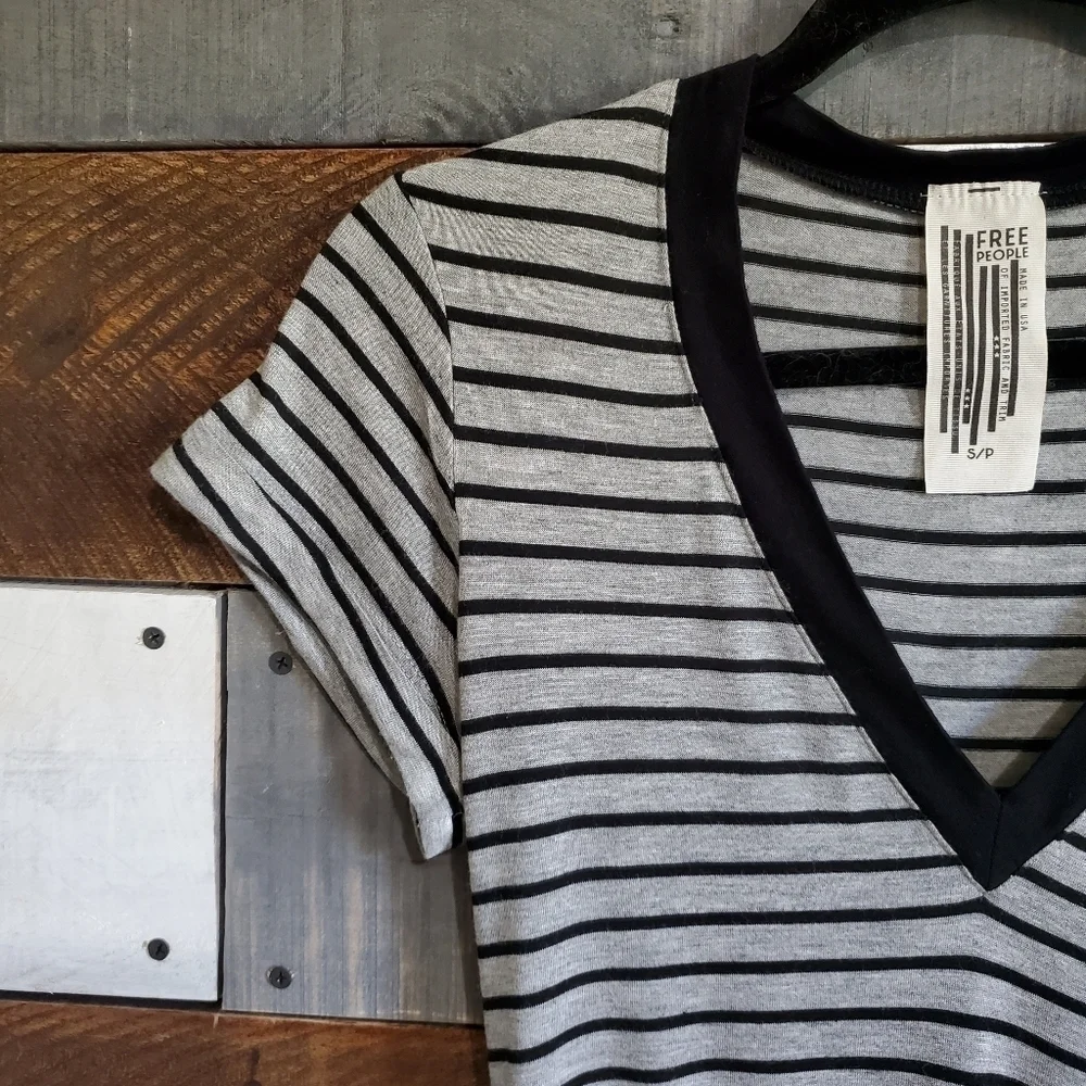 Free People Grey Black Striped Me Oh My V Neck Short Sleeves Bodysuit Size Small